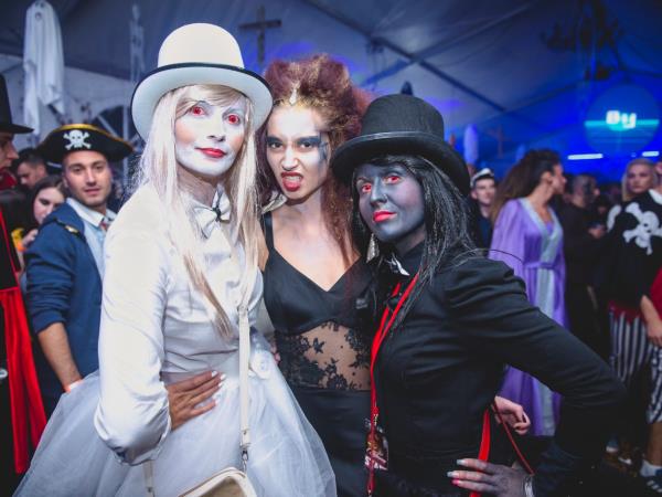 the awarded Halloween Tour in Transylvania